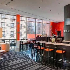 Szálloda Courtyard By Marriott Manhattan/central Park New York