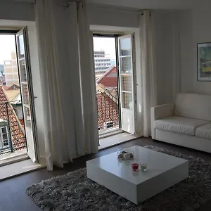 Wallis Apartment